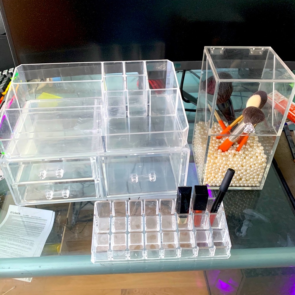 6 piece make up organizer